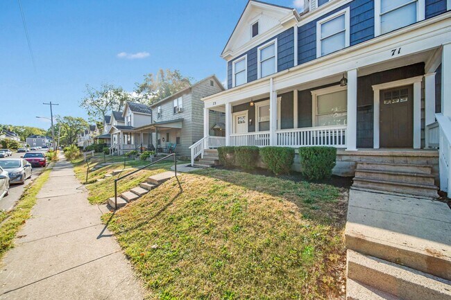 Building Photo - 5 Bedroom Right off of High St - OSU Campus