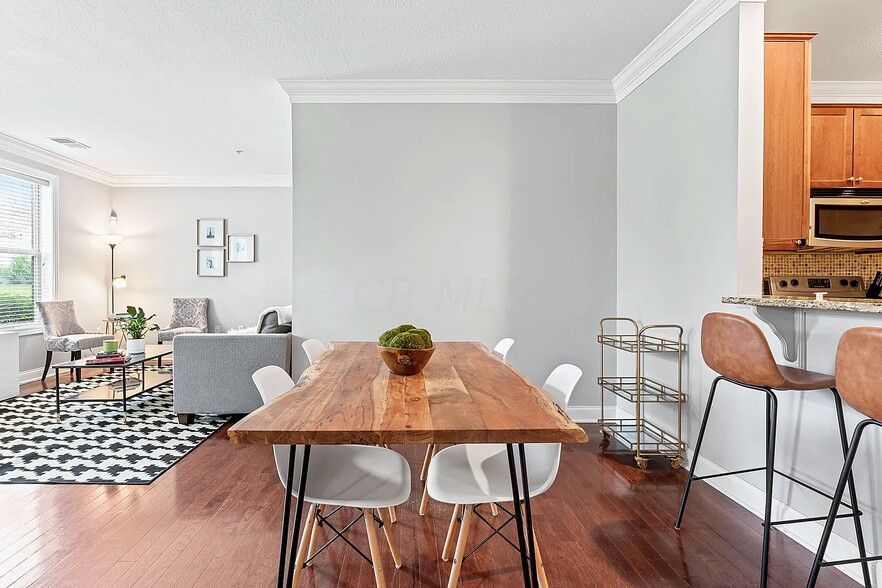 Dining Area - 515 W 1st Ave