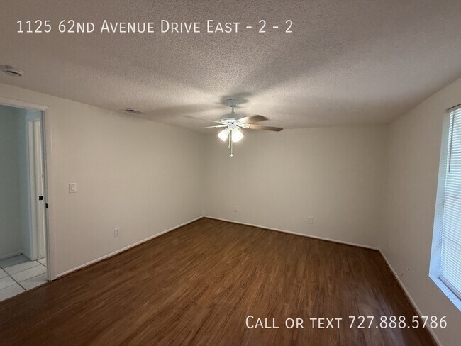 Building Photo - 1125 62nd Ave Dr E