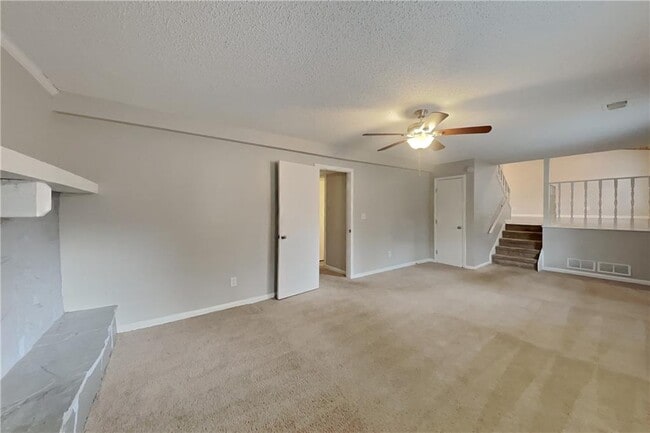 Building Photo - 1734 Wingard Dr