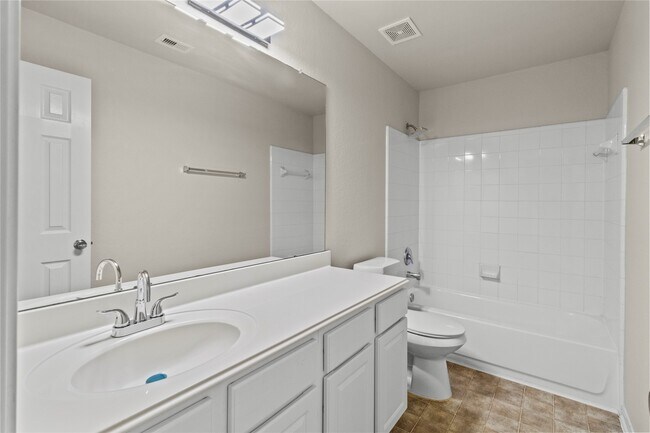 Building Photo - 3202 Dogwood Knoll Trail