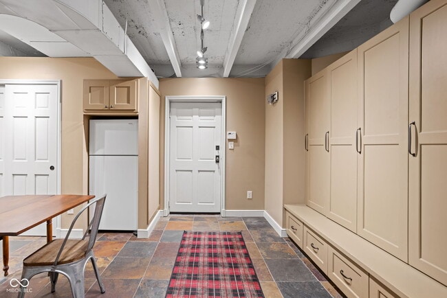 Building Photo - 7777 Spring Mill Rd