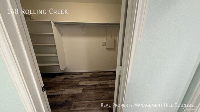 Building Photo - 148 Rolling Creek