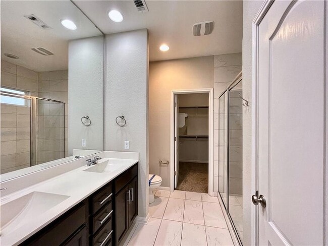 Building Photo - 710 Coconut Grove St