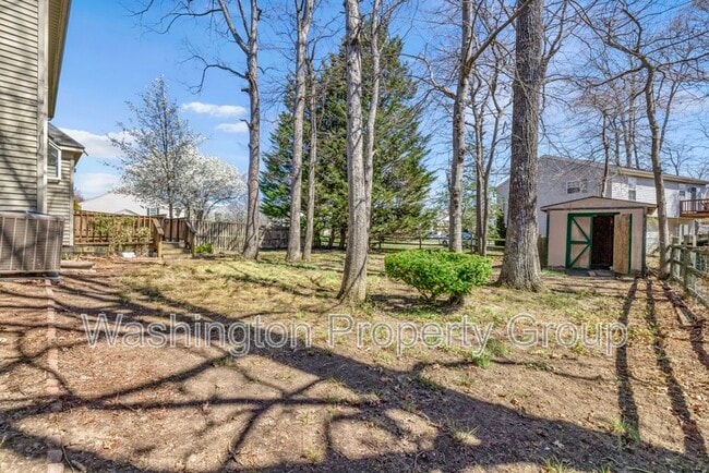 Building Photo - 5602 Grouper Ct