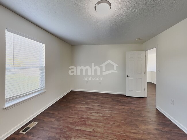 Building Photo - 7188 Bethel Ct