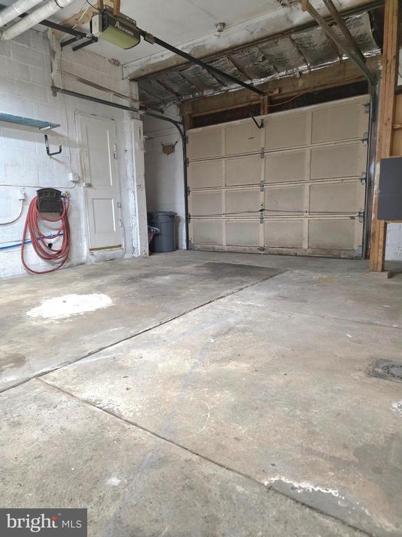 Building Photo - 17 S Jackson St