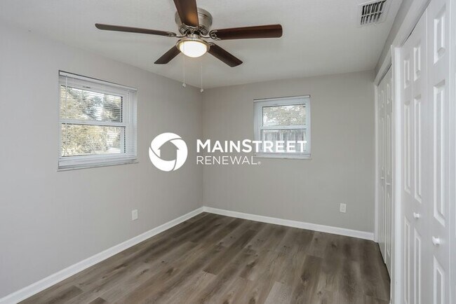 Building Photo - 3 Bedroom Pet-Friendly Home in Clearwater, FL with Main Street Renewal