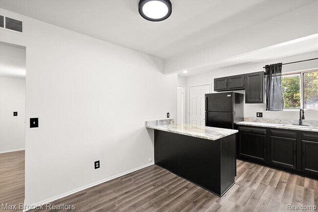 Building Photo - 1014 Kelley St