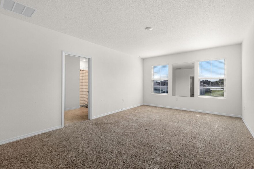 Building Photo - 2024 Griffin Oaks Way