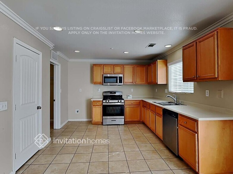 Building Photo - 18353 Whitewater Way