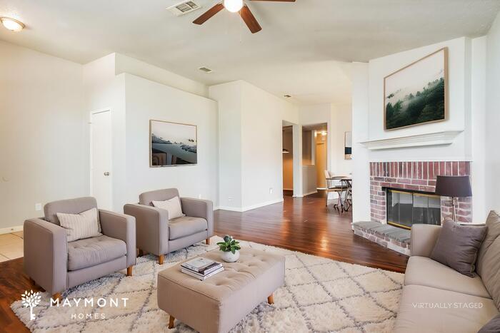 Building Photo - 2111 Dandelion Dr