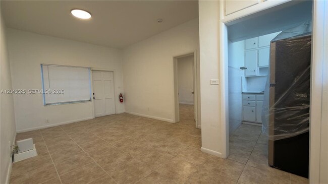 Building Photo - 808 84th St