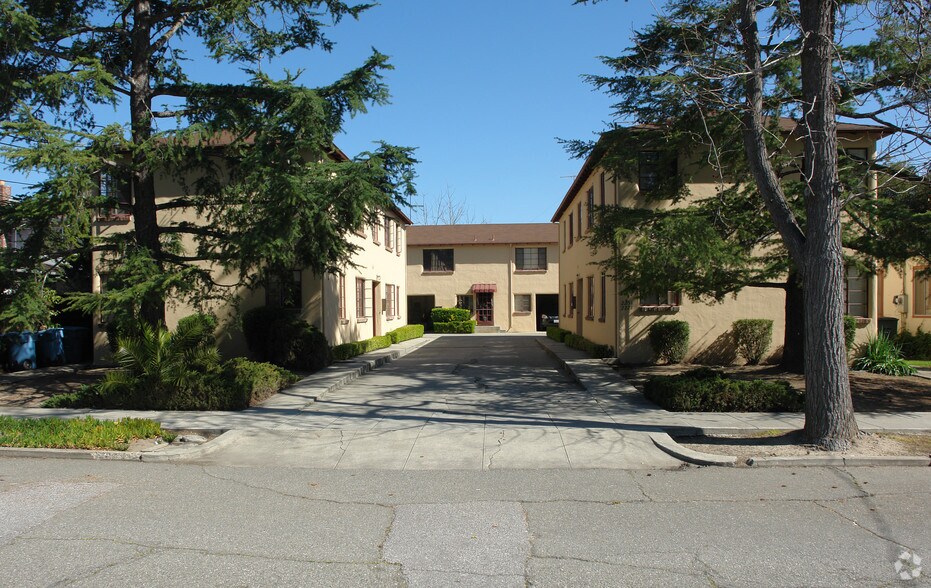 Building Photo - Williams Street Apartments