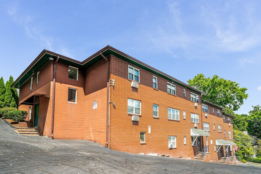 Exterior - 18 Fairfield Ave