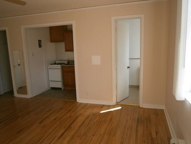 Building Photo - Affordable Studio Apartments in Los Alamos...