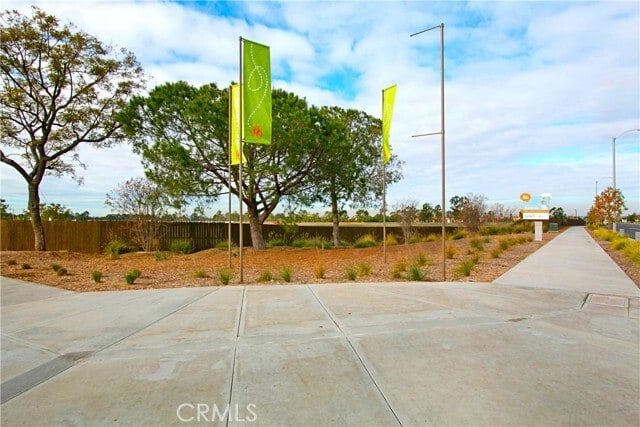 Building Photo - 814 Beacon