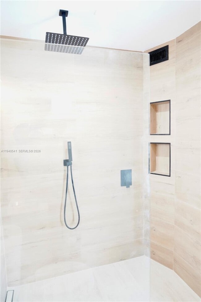 Building Photo - 5260 SW 4th Ct