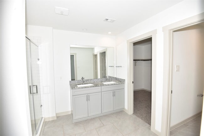 Building Photo - 1515 Cordelia Ct