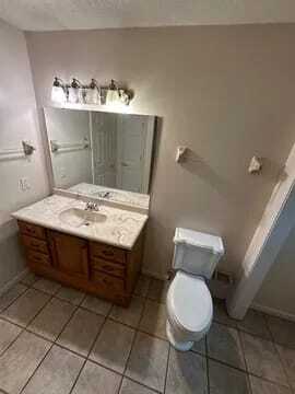 Building Photo - 641 Monnie St