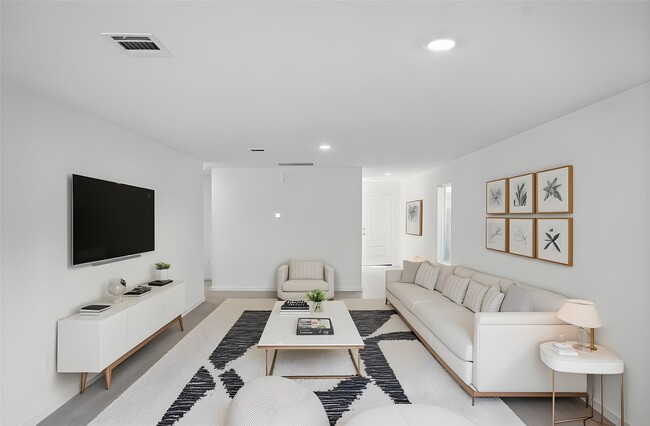 Building Photo - 16714 Largetooth Aspen Ln