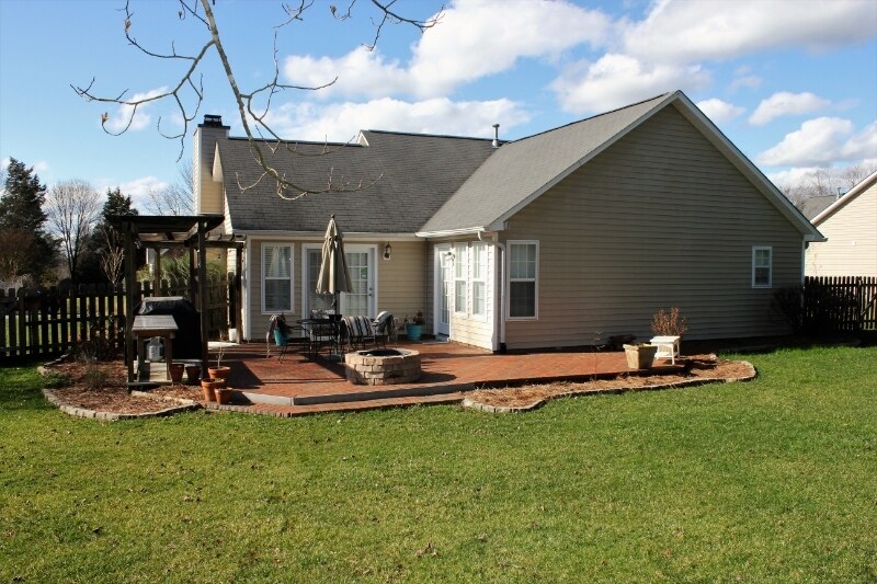 Building Photo - 4310 Kirkstone Dr