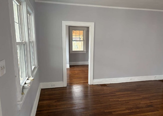 Building Photo - 25 Walton St