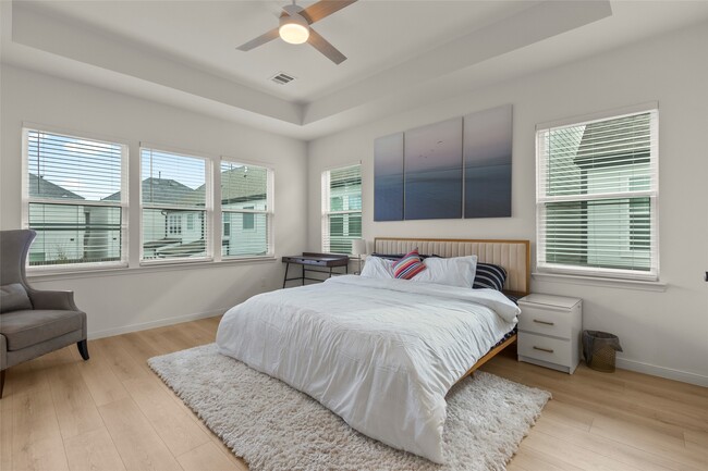 Building Photo - 5506 Oakmont Villas Dr