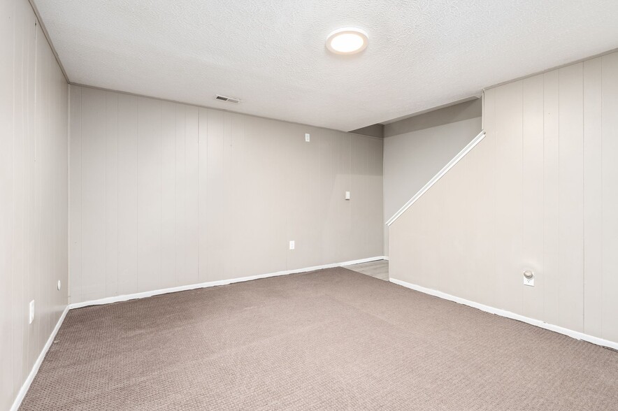 Building Photo - 1202 Worthington Woods Blvd