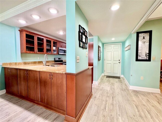 Building Photo - 4620 Bay Blvd