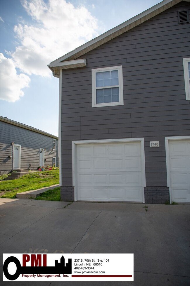 Building Photo - 1748 N 27th St