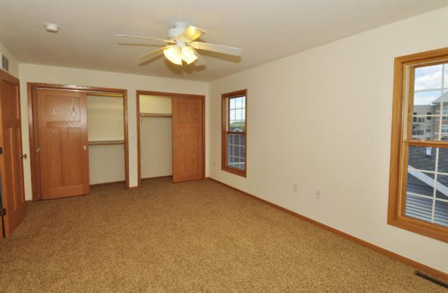 Building Photo - 2533 Leopold Way