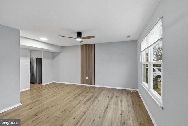 Building Photo - 341 Clarkson St