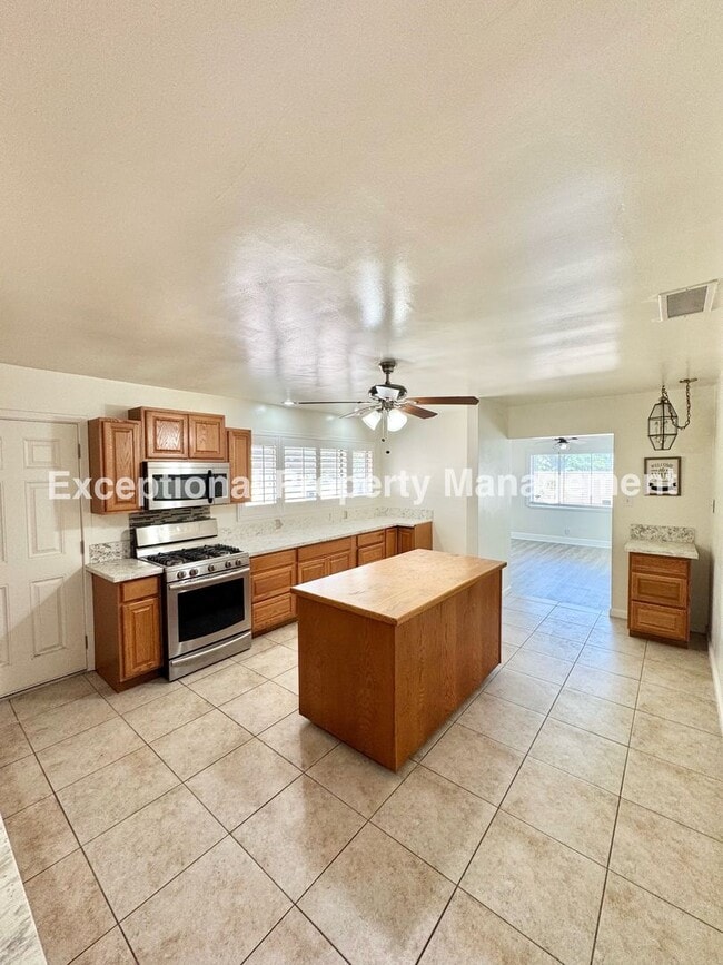 Building Photo - Great 3 bed 2 bath home