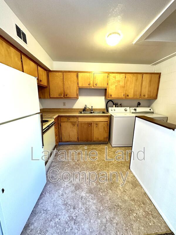 Building Photo - 814 S 23rd St