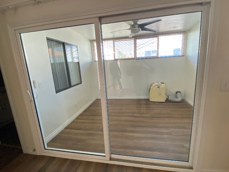 Building Photo - 9111 Lemona Ave