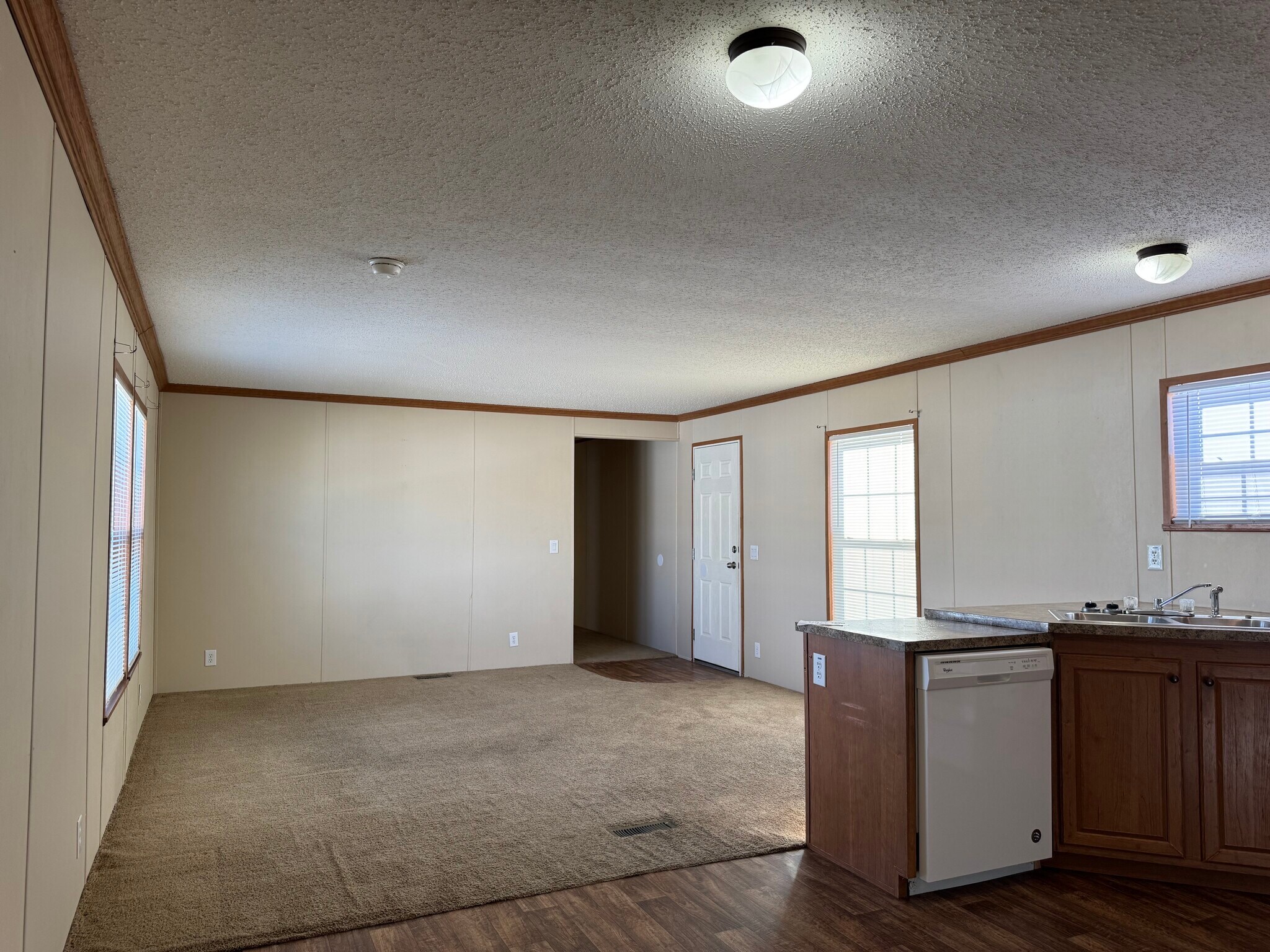 Building Photo - 4170 Lilac Ln