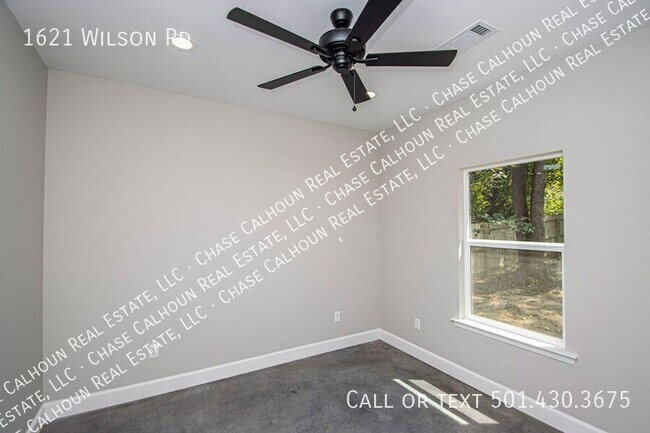 Building Photo - 1621 Wilson Rd