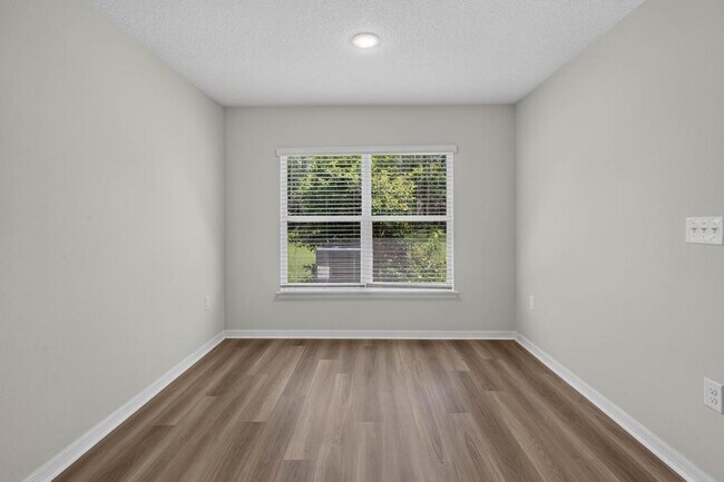 Building Photo - 129 Wellwood Ln
