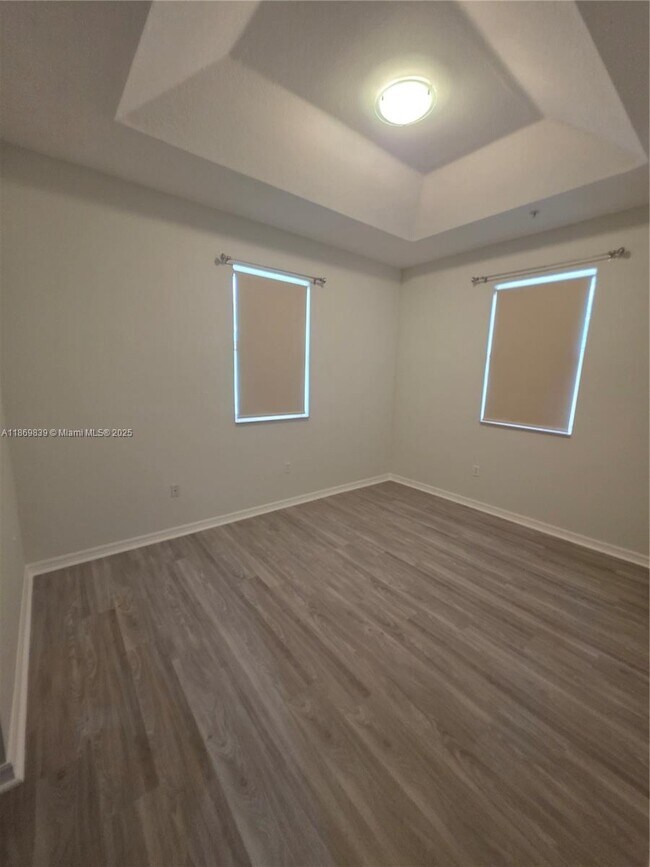 Building Photo - 10885 NW 89th Terrace