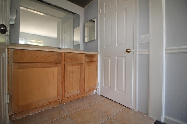 Building Photo - 11681 41st Ct N