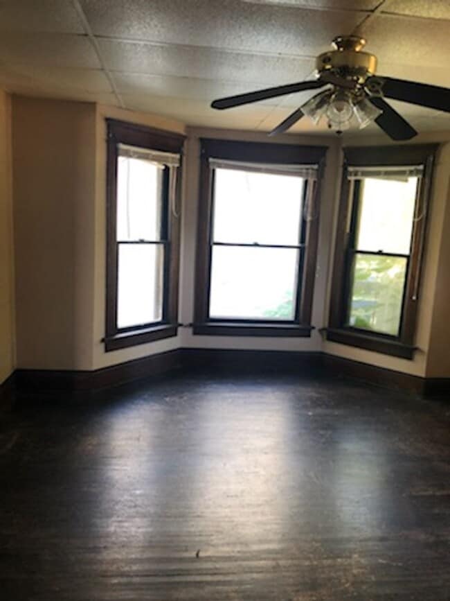 Building Photo - Beautiful 4-Bedroom Home for Rent
