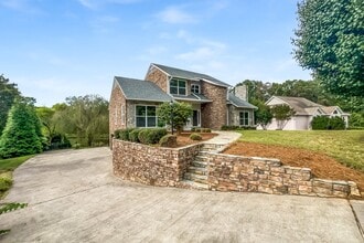 Building Photo - 4435 Lochurst Dr