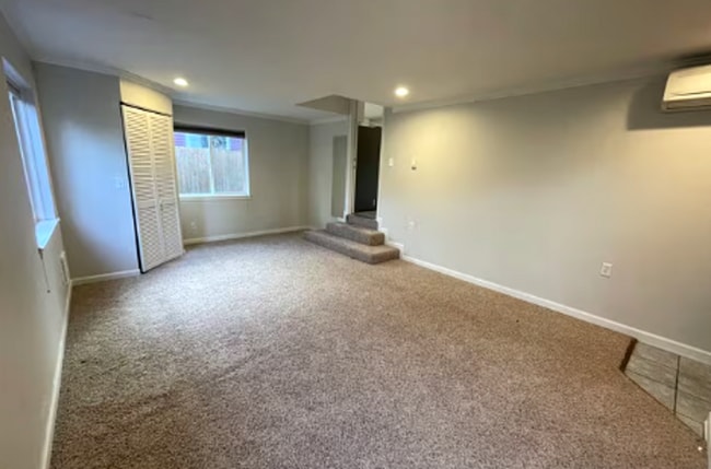 Building Photo - 3-Bed, 2 Bath Home in Columbia Neighborhood!