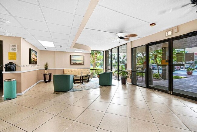Building Photo - 777 S Federal Hwy