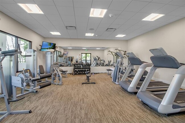 Building Photo - 1485 Gulf of Mexico Dr