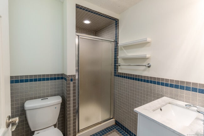 Building Photo - 7 Starr Pl