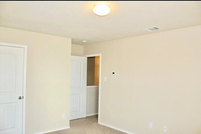 Building Photo - 1602 Wild Rye Cir