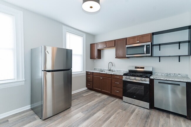 Building Photo - 1 Parkview St