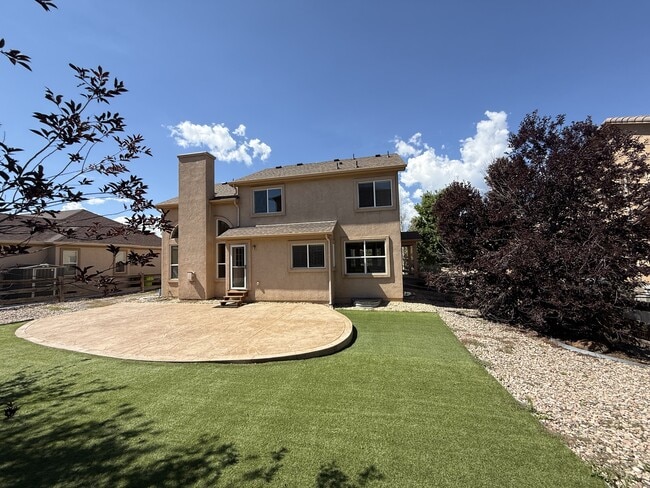 Building Photo - 15859 Bridle Ridge Dr